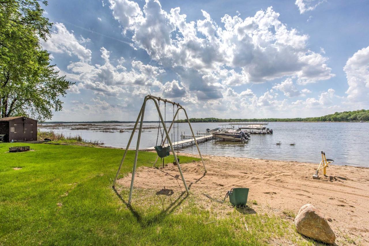 Вилла Clearwater Lake Getaway With Shared Pool And Boat Dock Annandale Экстерьер фото